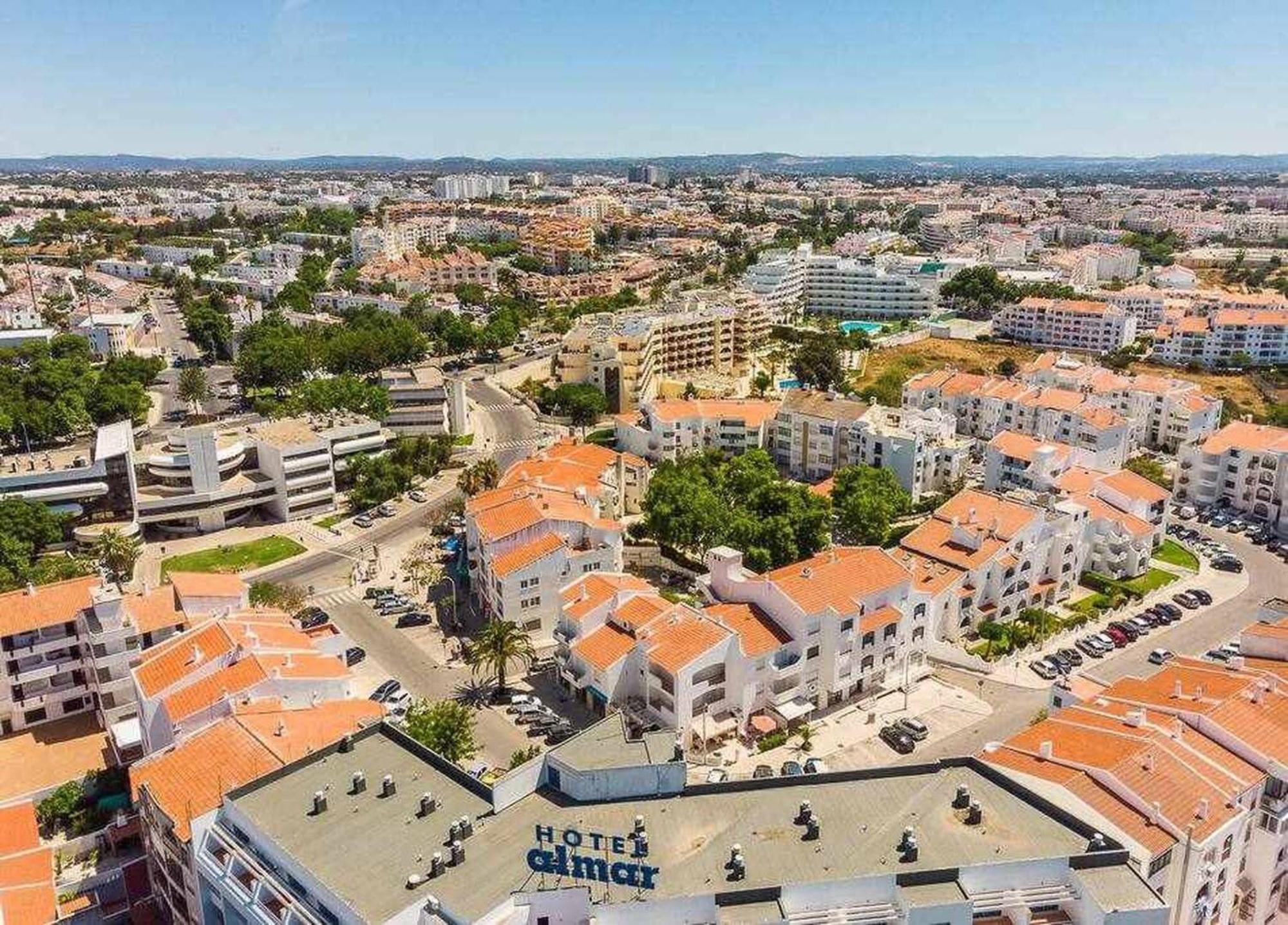 Central Town 2-Bedroom Apartment Albufeira Exteriér fotografie
